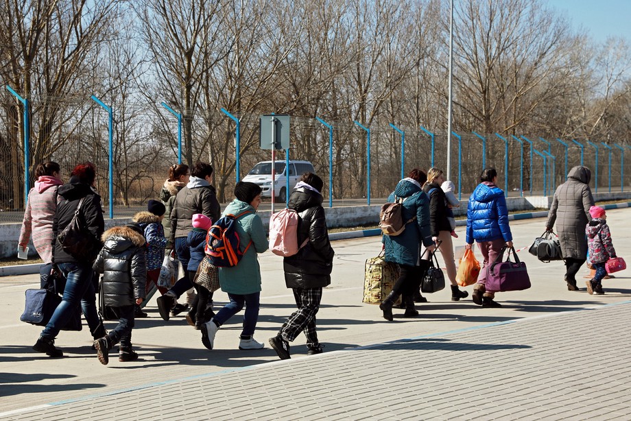 Великобритания будет отправлять нелегальных беженцев в Руанду Великобритания будет отправлять нелегальных беженцев в Руанду