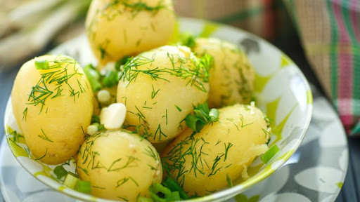 Истинный вкус Латвии — молодая картошка