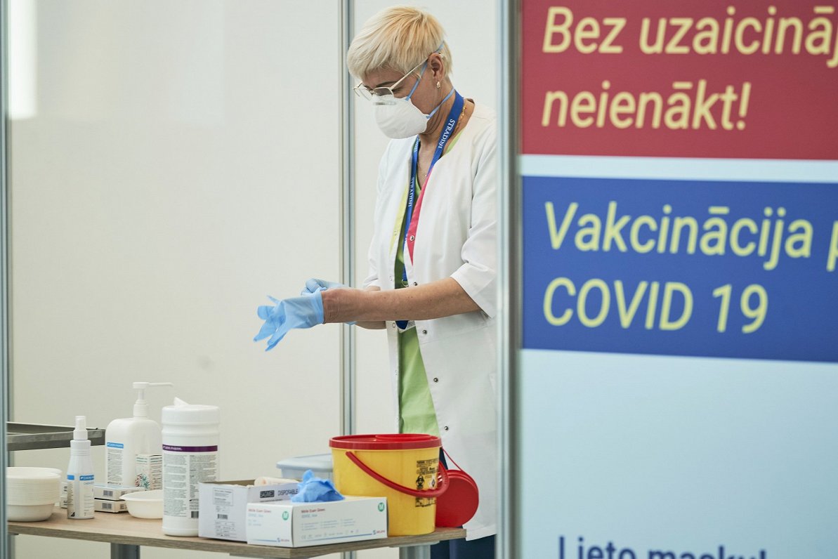 Covid-19: на этой неделе ежедневно прививались по 3300 человек