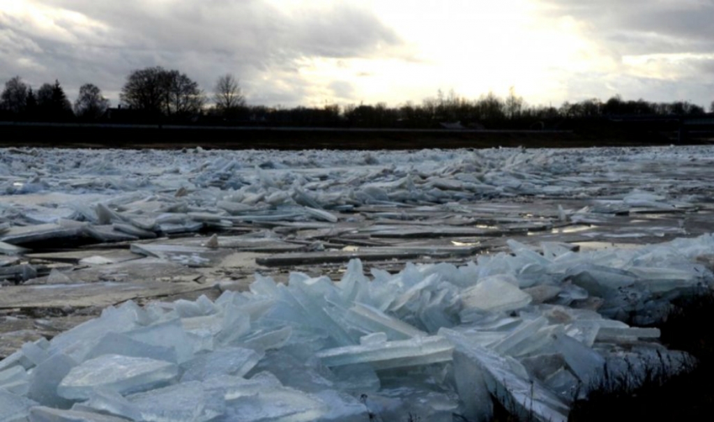 Уровень воды в Даугаве у Екабпилса снижается Уровень воды в Даугаве у Екабпилса снижается
