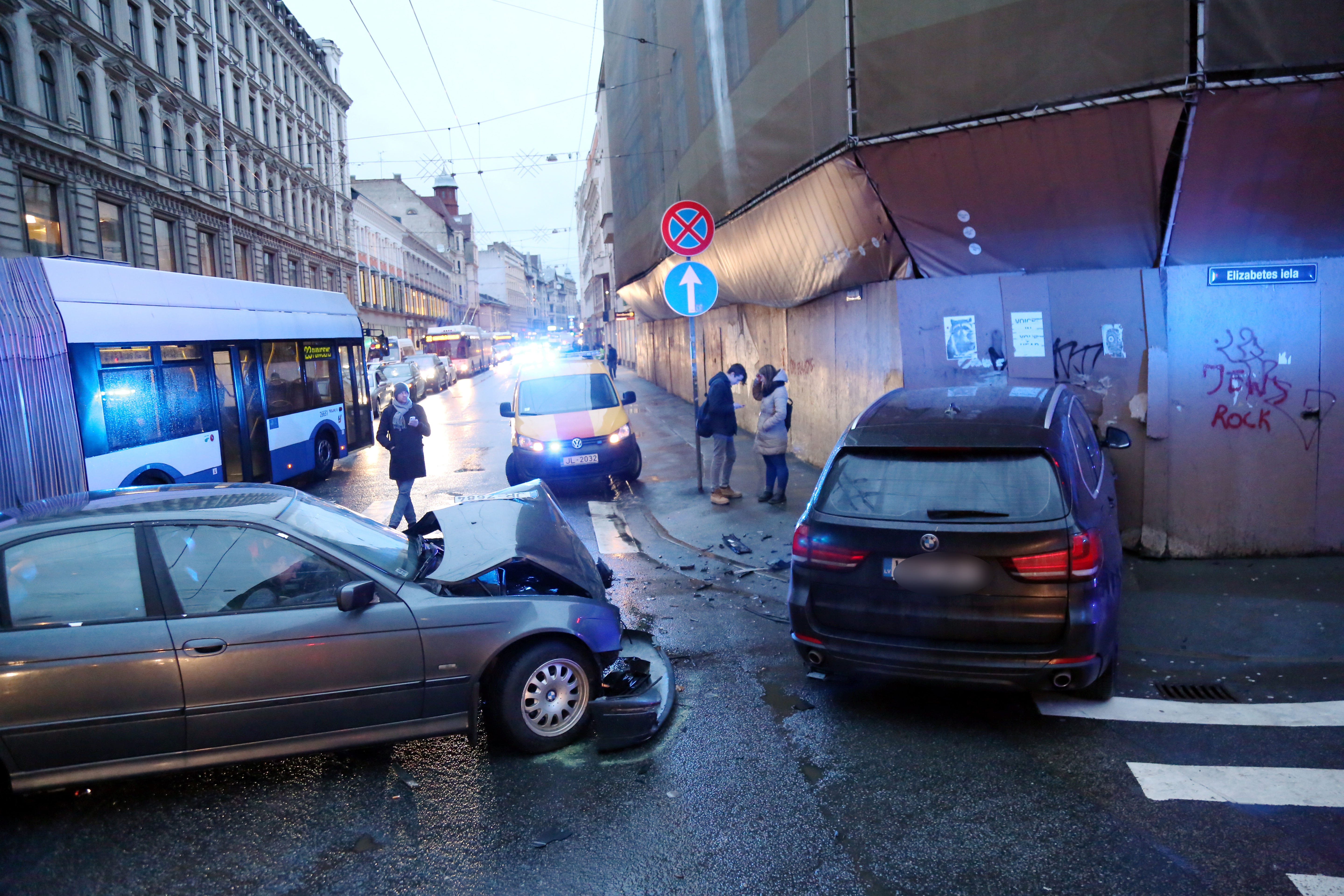 Svētdien avārijās Latvijā cietuši pieci cilvēki