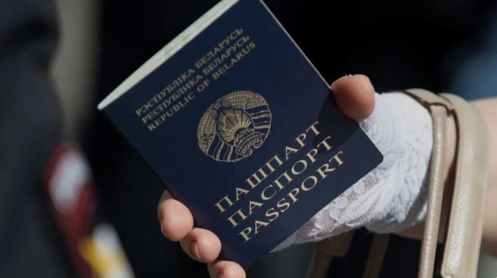 Суд предоставил статус беженца оппозиционной белоруске Суд предоставил статус беженца оппозиционной белоруске