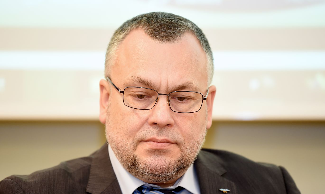Полиция проверяет, был ли у бывшего главы ЦИК поддельный сертификат Полиция проверяет, был ли у бывшего главы ЦИК поддельный сертификат