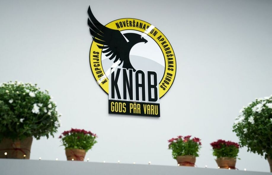 На восемь вакансий в KNAB — две сотни кандидатов