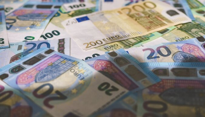 До 640 евро поднимут минималку. Правительство договорилось