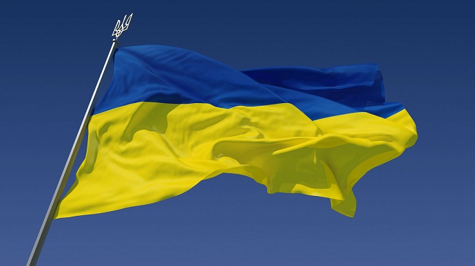 Покидаем, но поддерживаем. Семьи наших дипломатов выехали из Украины