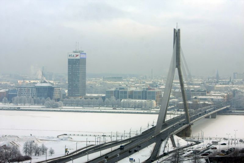 Рижская дума займет 84,46 млн евро на ремонт Вантового моста