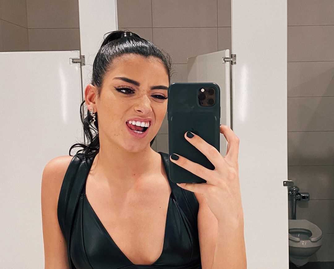 Удалили профиль одной из самых богатых TikTok-блогеров планеты