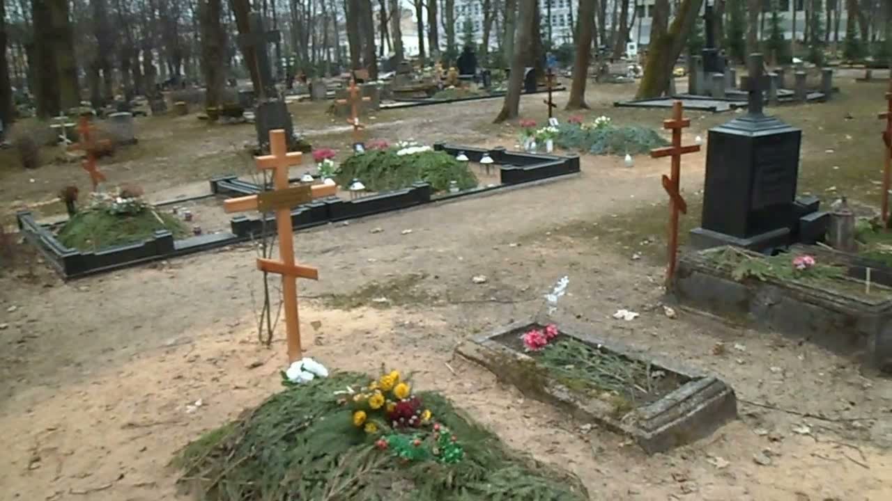 Хоронят одни, а пособие на похороны получают другие: в законе обнаружена лазейка Хоронят одни, а пособие на похороны получают другие: в законе обнаружена лазейка