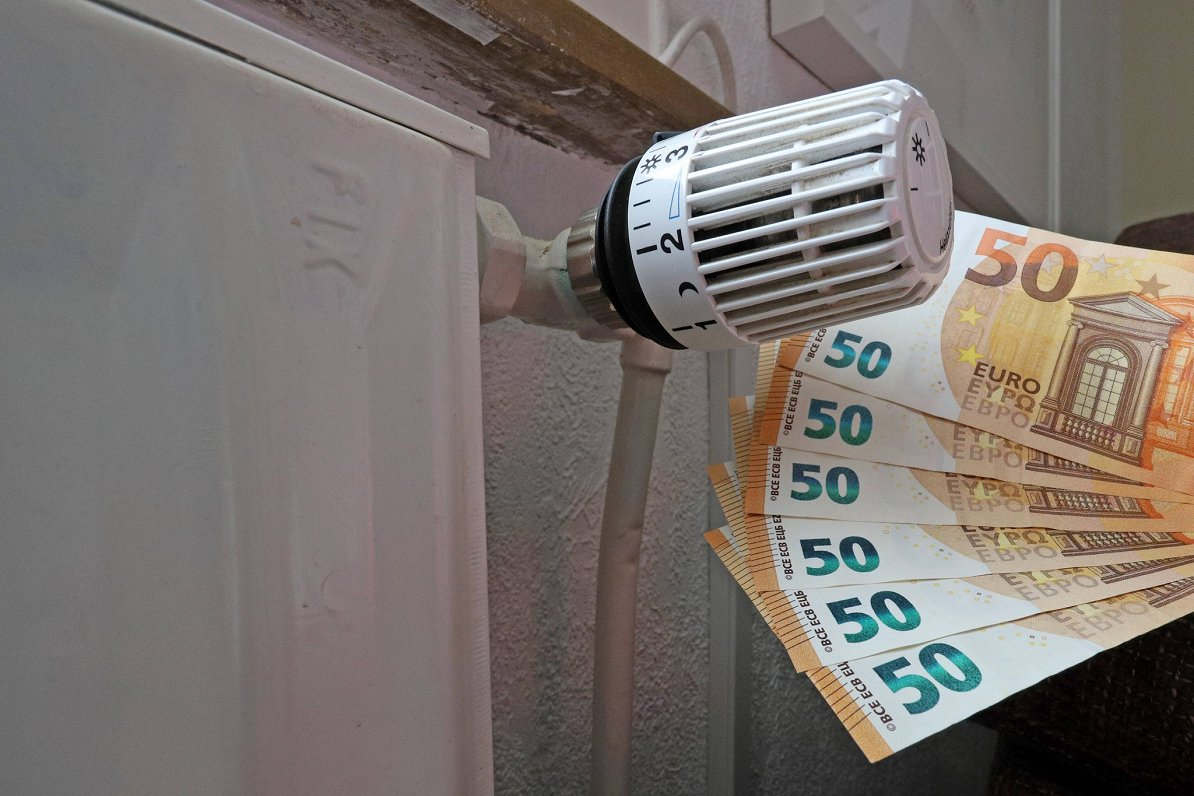 Опрос: 44% жителей Латвии уже планируют подготовку к следующему отопительному сезону