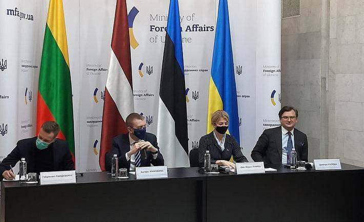 Визит солидарности: Ринкевич посетит Украину вместе с балтийскими коллегами