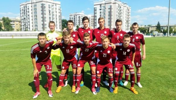 В следующем году чемпионатов мира по футболу U-17 и U-20 не будет