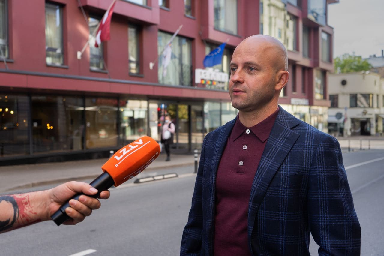 Теперь “Новости Латвии” можно смотреть каждый рабочий день на телеканале RTVI