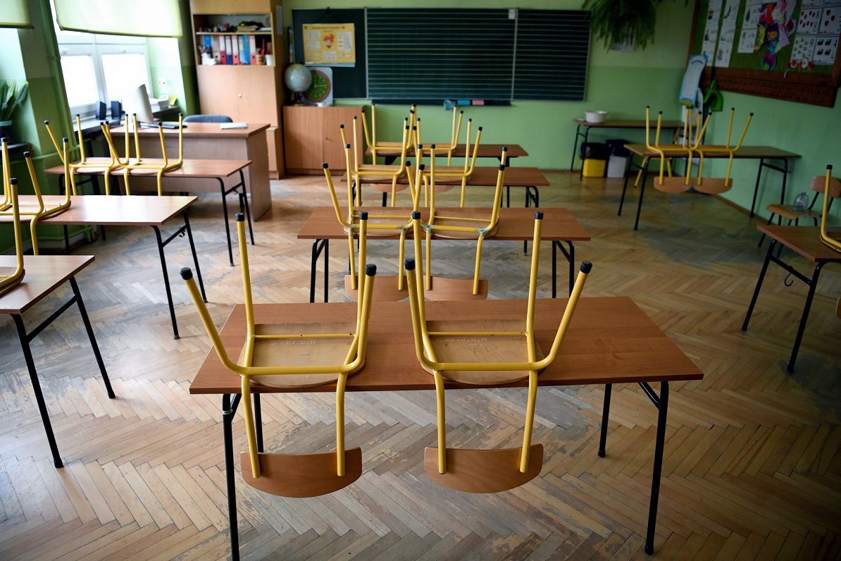 Чрезвычайная ситуация в образовании. Педагоги призывают предотвратить катастрофу