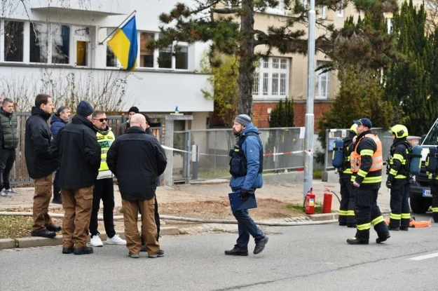 Посольства Украины в пяти странах Европы получили посылки с глазами животных