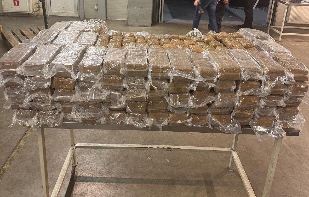 Таможенники пресекли контрабанду более 400 килограммов гашиша