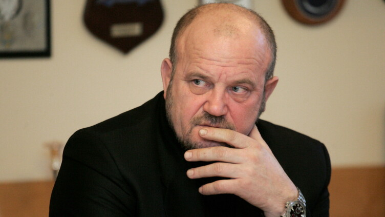 Депутат Адамсонс остался под арестом. Его подозревают в шпионаже