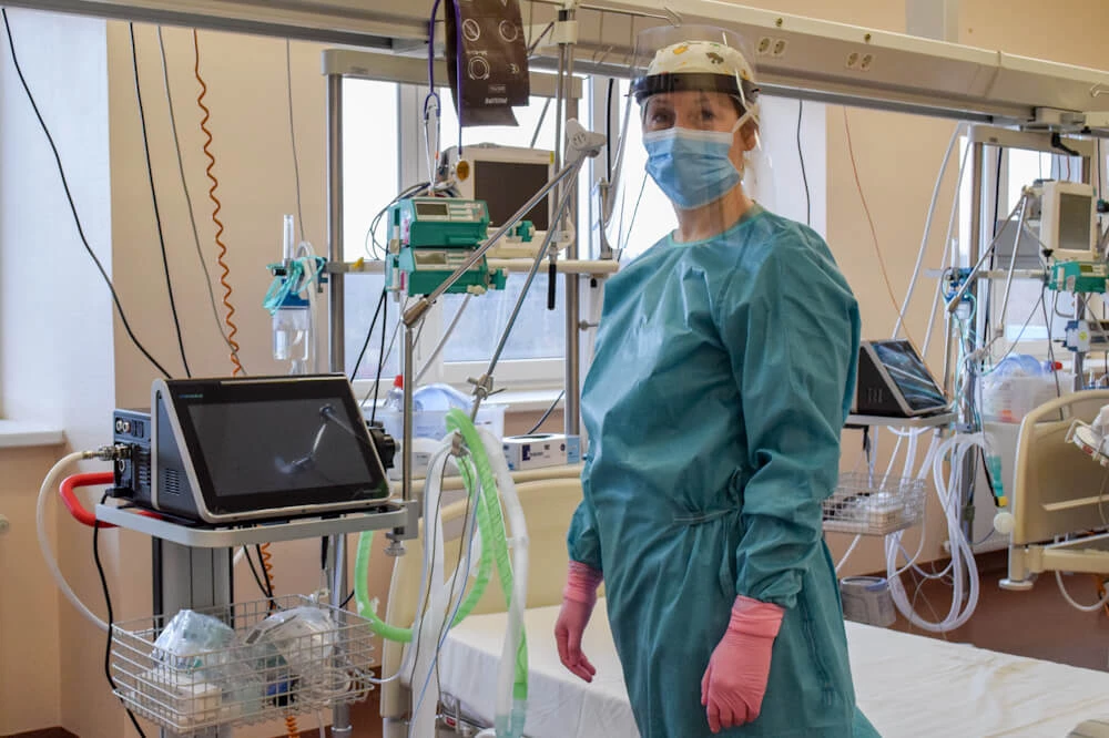 Пациентов с Covid-19 в больницах стало еще немного меньше Пациентов с Covid-19 в больницах стало еще немного меньше