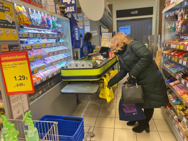 Литовцы напуганы. Если Латвия снизит НДС они потеряют покупателей