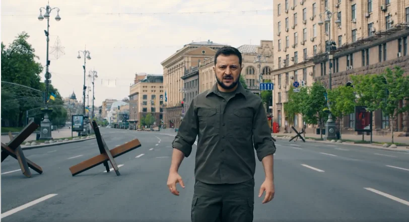 Зеленский про 9 мая: “Мы никому не дадим присвоить Победу”