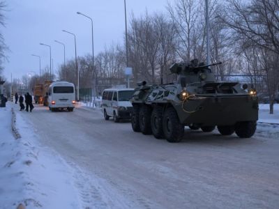Протесты в Казахстане: россиян будут вывозить самолетами Минобороны РФ