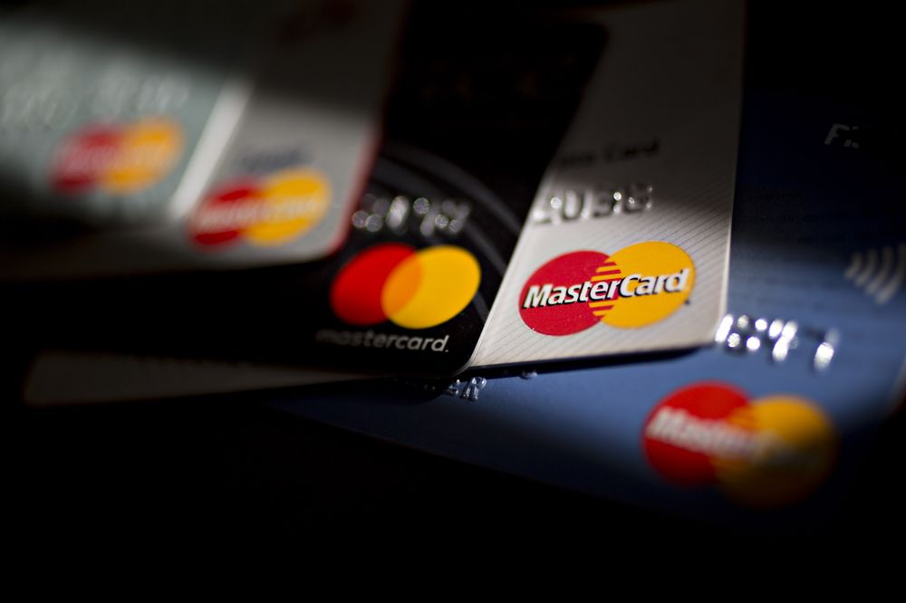 Mastercard разрешит операции с криптовалютами