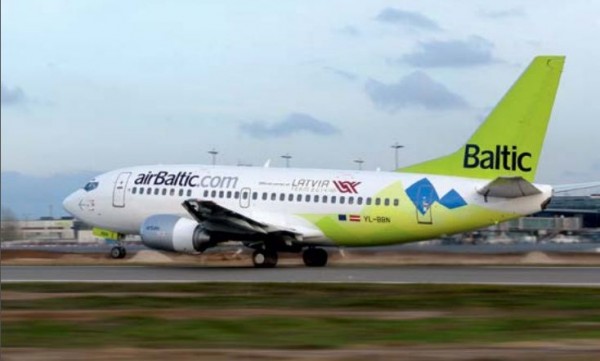 В случае положительного теста на "Covid-19" пассажиры "airBaltic" смогут поменять билеты