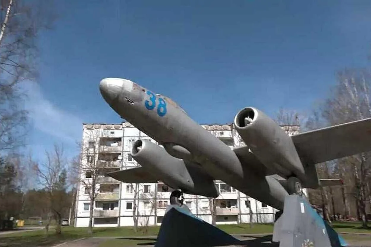 Бомбардировщик из Скулте перевезут в Музей авиации