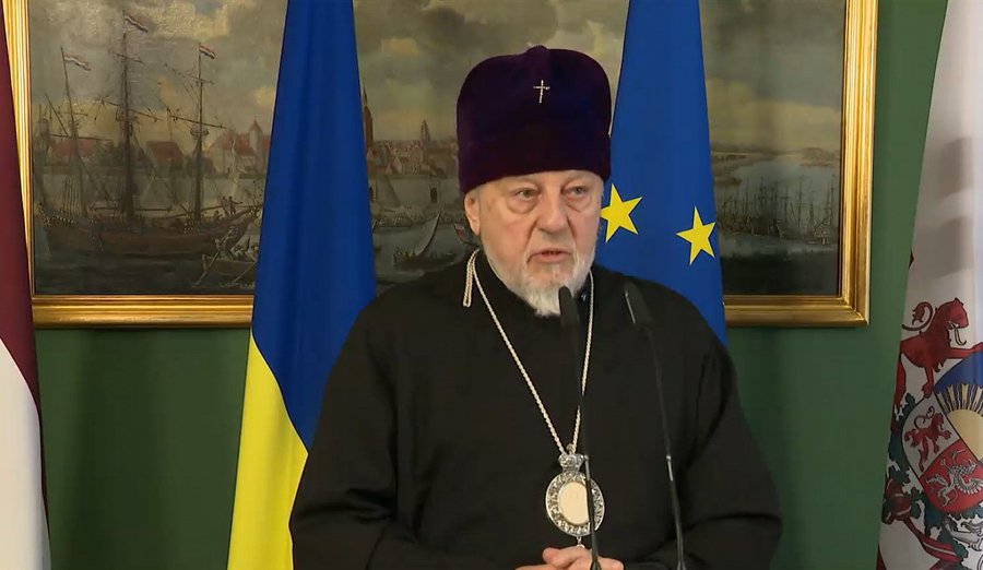 Министр юстиции: православная церковь объединяет жителей Латвии Министр юстиции: православная церковь объединяет жителей Латвии