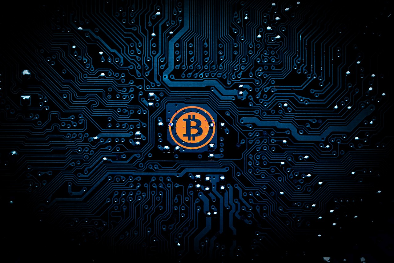 Мифы и правда о Bitcoin: скачок цены и виртуальное золото