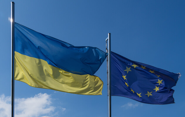 Балтийские страны и Польша призывают выделить Украине замороженные 300 млрд евро РФ