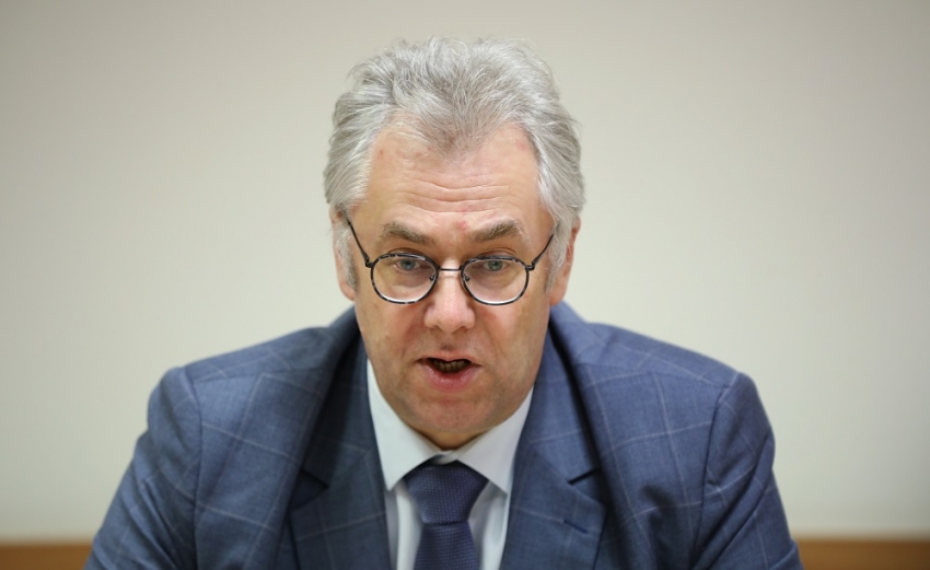 Перевощиков: коронавирусом заболевали стабильно, но сейчас небольшой рост