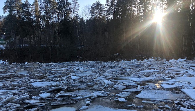 Лед на Гауе взорвут в ближайшее время