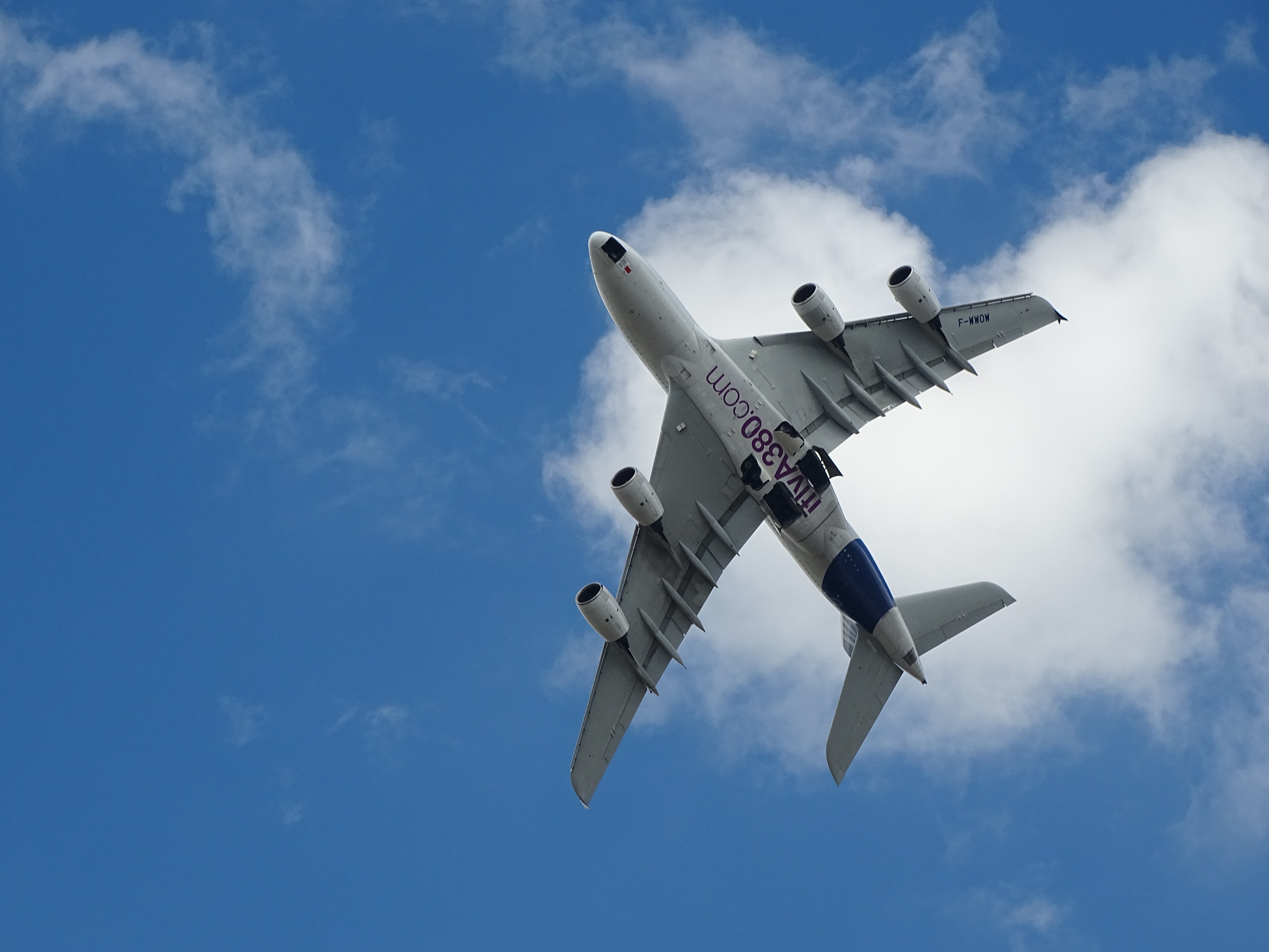 "Airbus" pērn strādājis ar 1,1 miljarda eiro zaudējumiem