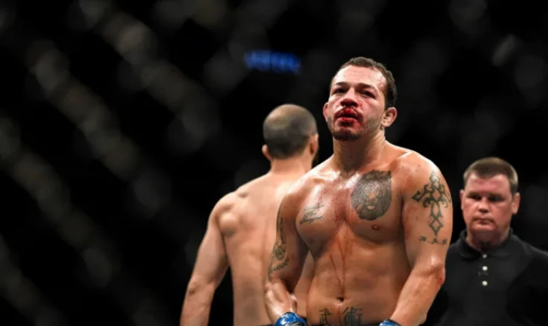 Боец UFC напал на родных сестёр. Ему грозит смертная казнь