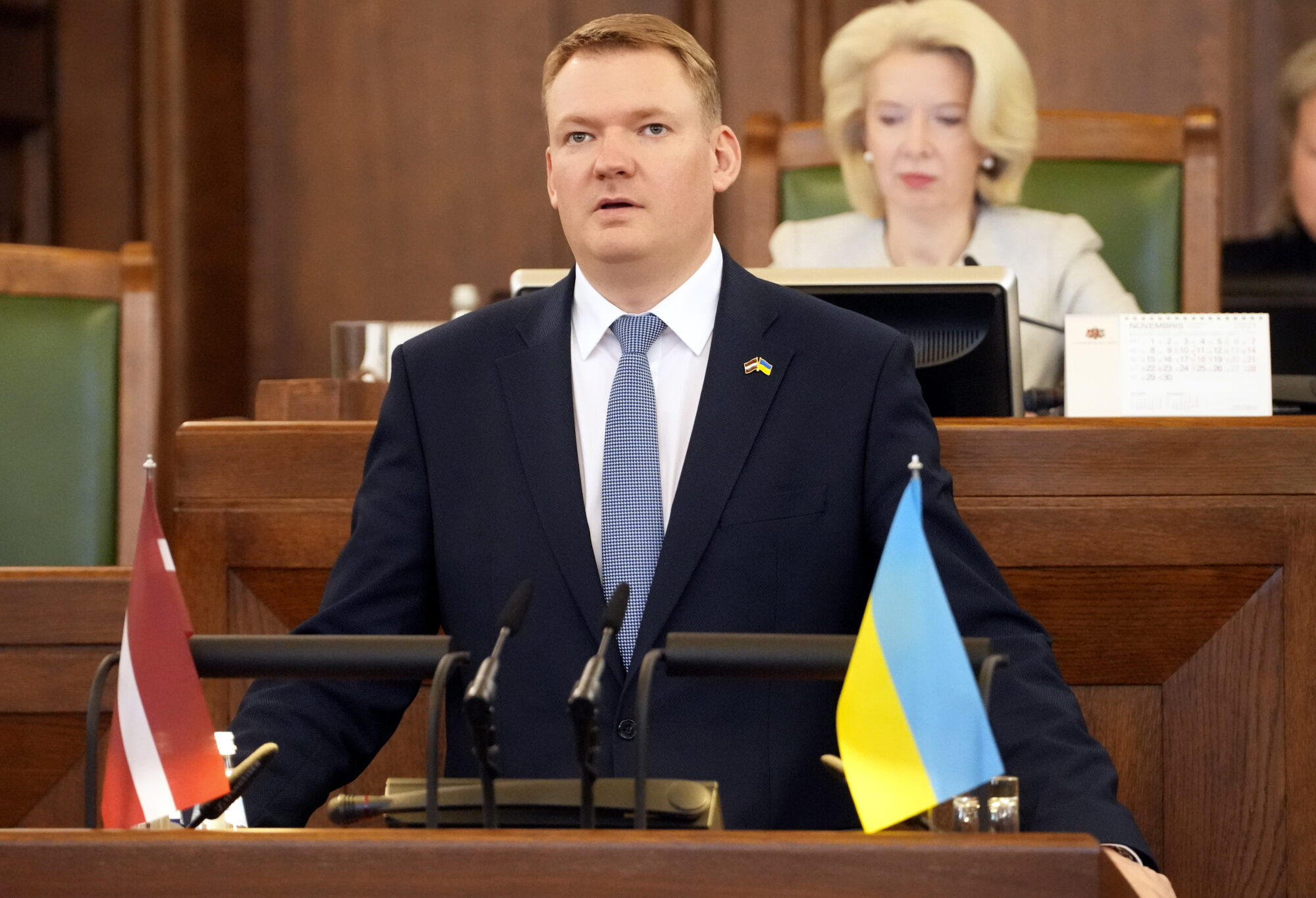 Смилтенс: ставить под сомнение политическую стабильность перед саммитом НАТО было бы предательством безопасности Латвии