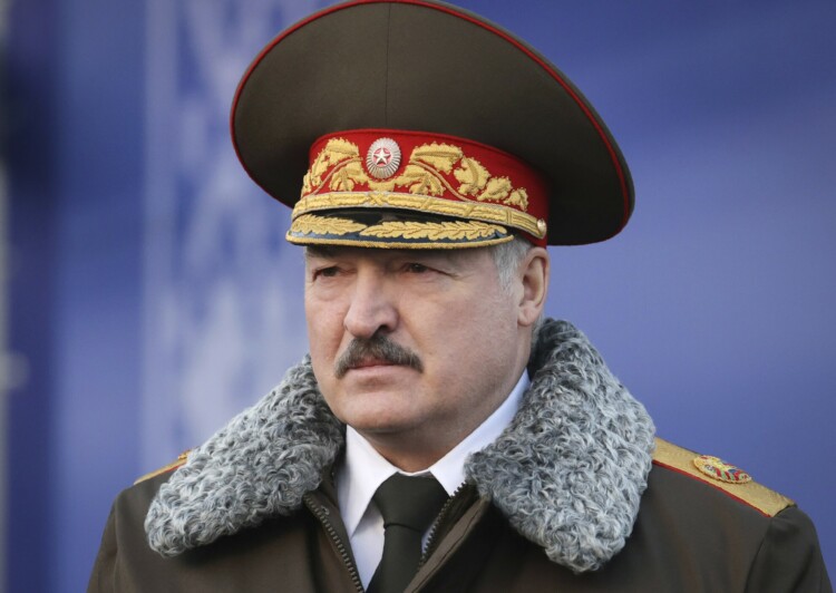Беларусь: Лукашенко подпишет декрет о передаче власти