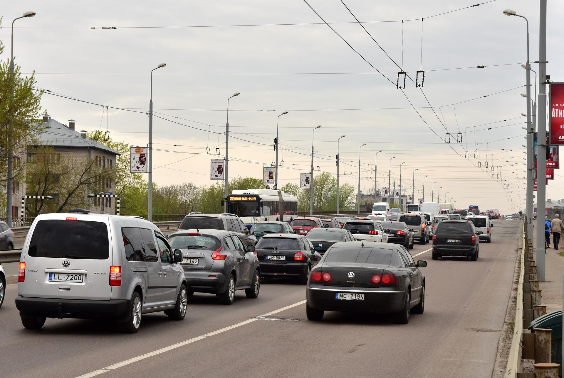 Реконструкция Земитанского моста в Риге значительно улучшит доступность для пешеходов, велосипедистов и людей с ограничениями в движении