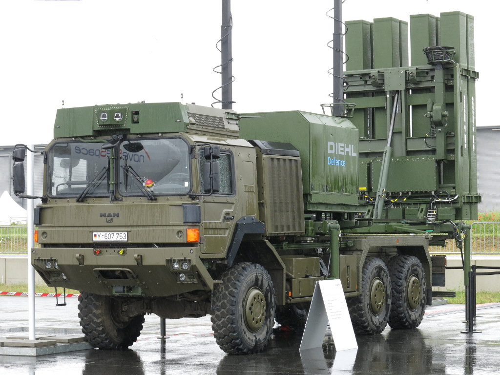 Во второй половине года Латвия получит системы ПВО "IRIS-T"