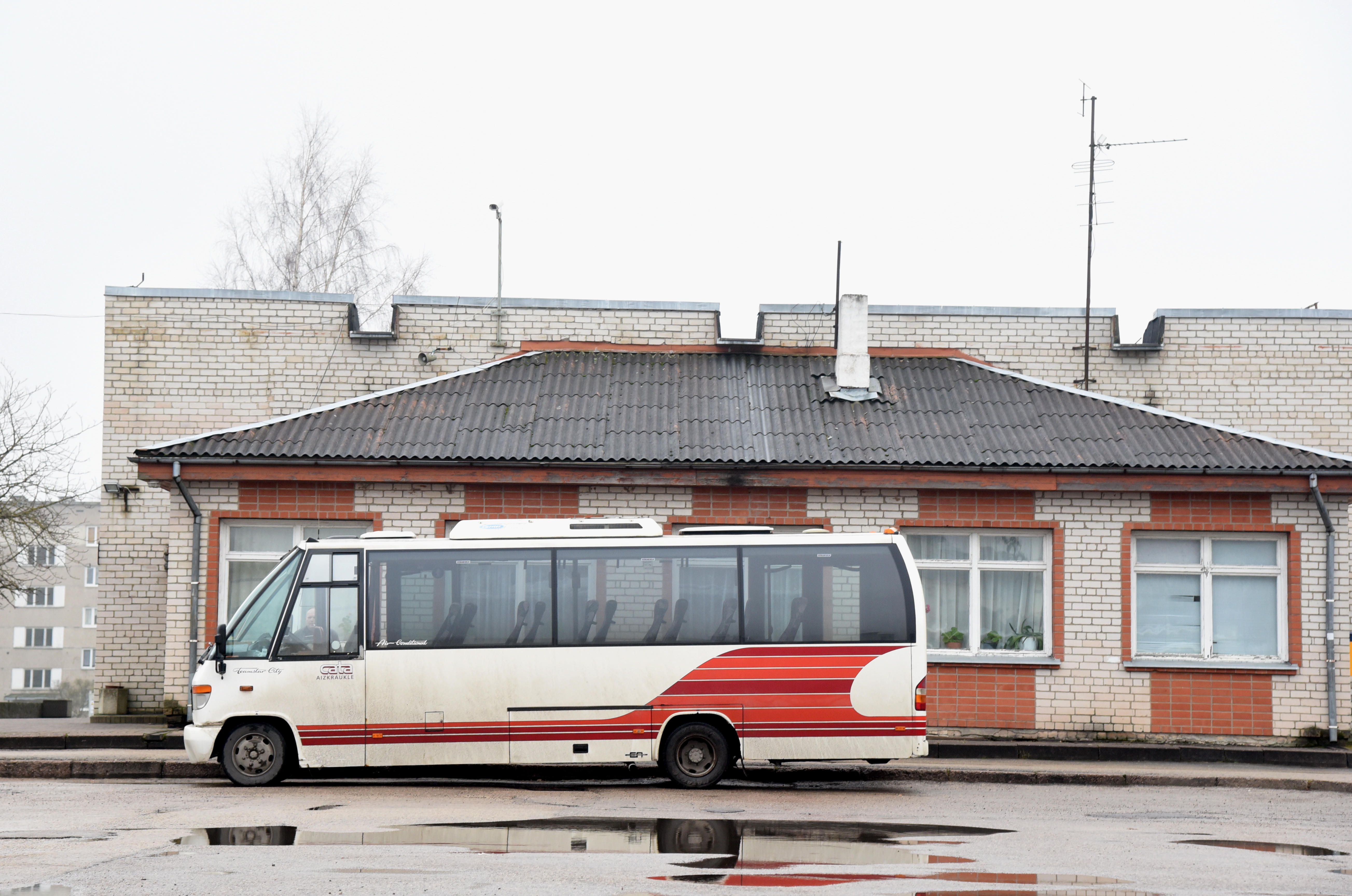Uz nenoteiktu laiku atcels vienu autobusu maršruta Zaube-Griķīši-Bērzs-Zaube reisu