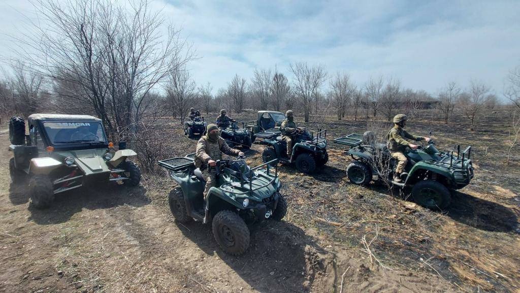 Латвия отправляет в Украину квадрициклы для борьбы с российскими танками