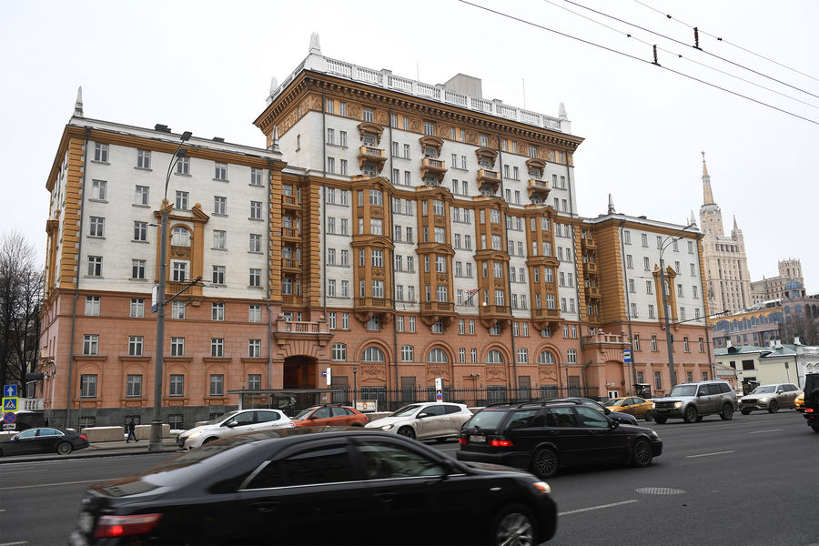 Территории в районе посольства США в Москве присвоили наименование "Площадь Донецкой Народной Республики"