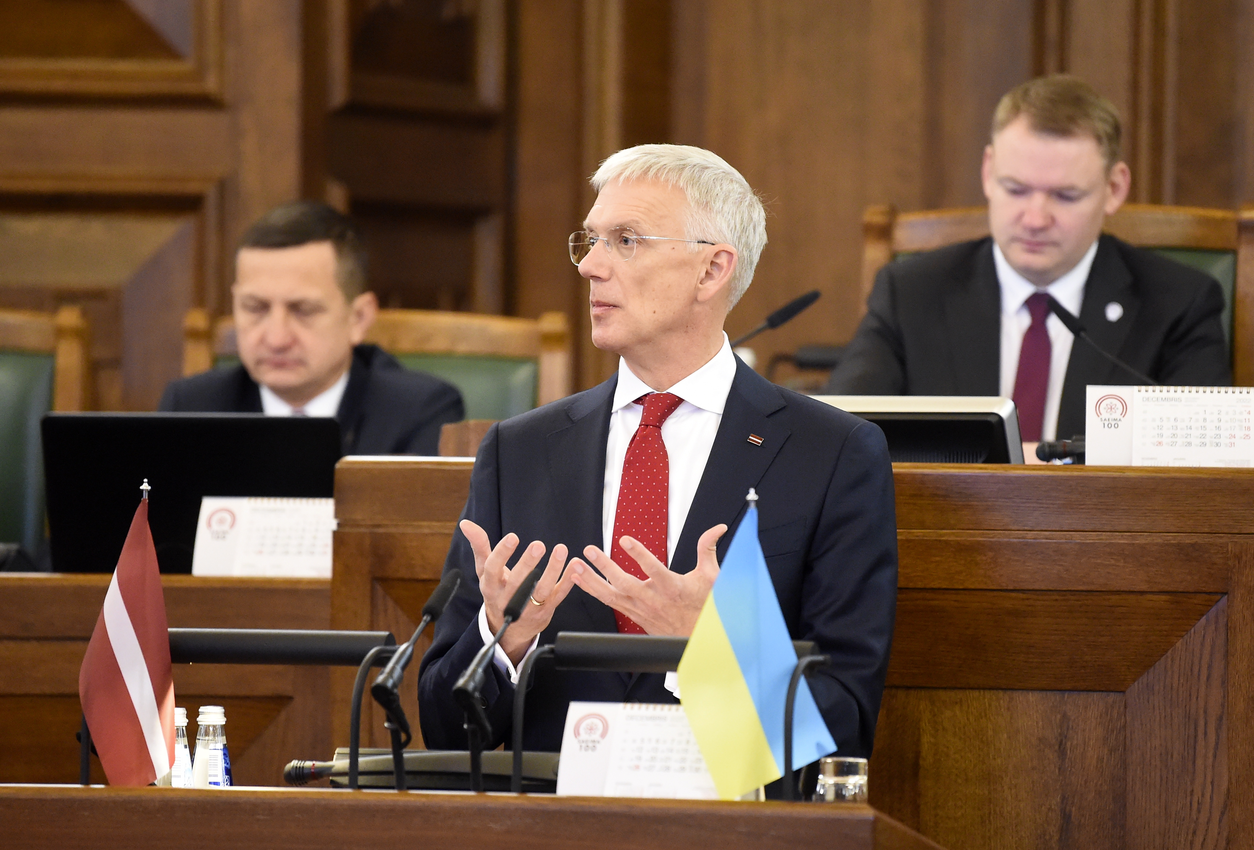 "Власть опьяняет". Утверждено второе правительство Кариньша