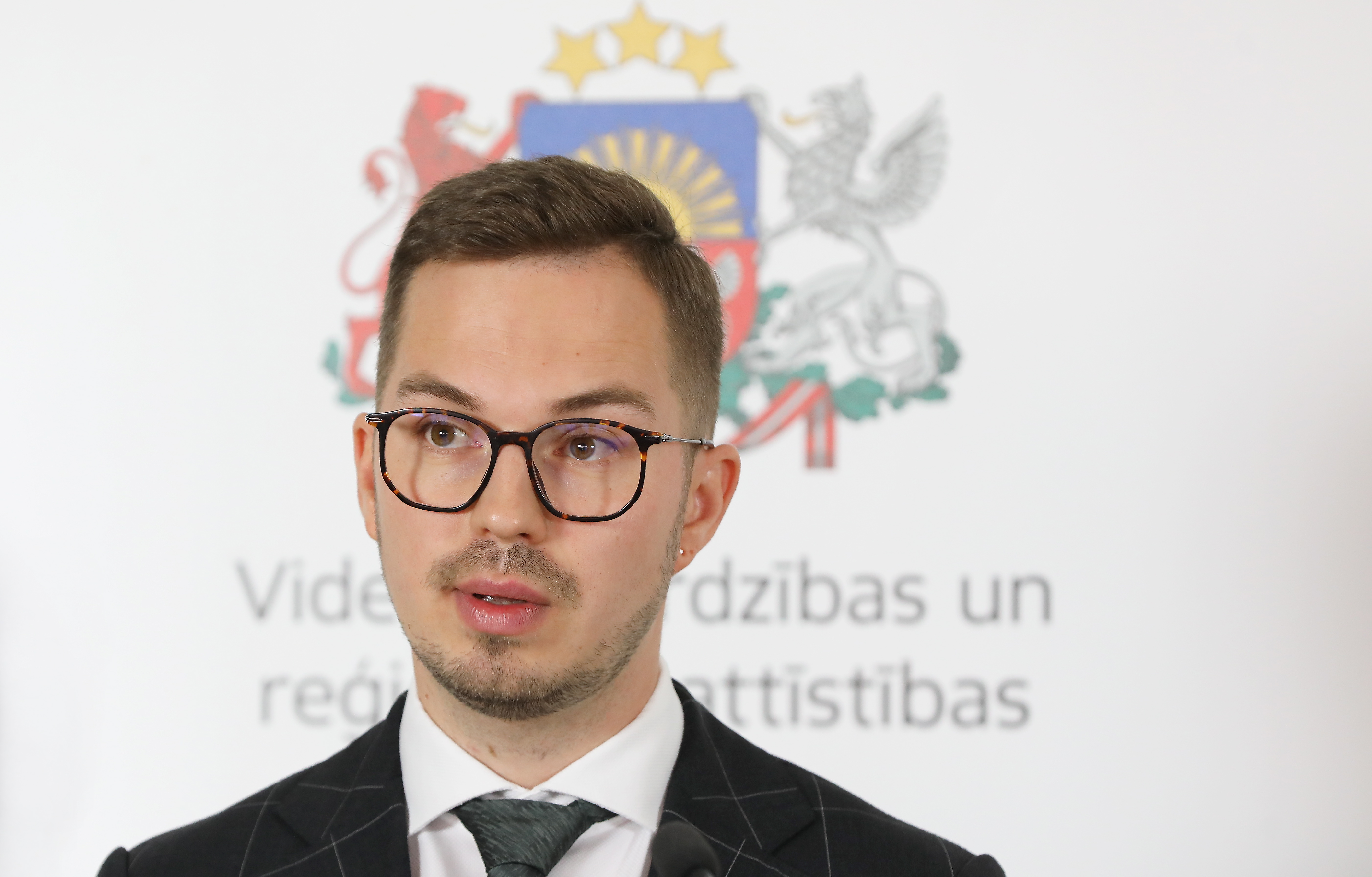 Плешс призвал органы безопасности заняться Даугавпилсом и его мэром