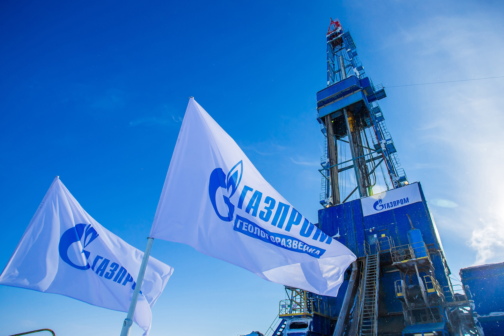 Страны ЕС согласовали потолок цен на российский газ