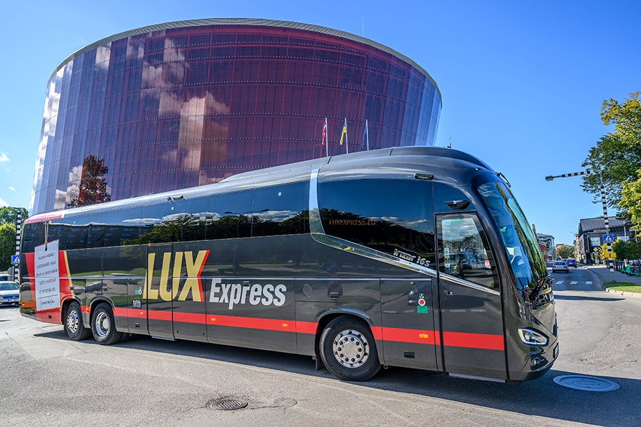 "Lux Express" вышел на маршрут Лиепая-Рига "Lux Express" вышел на маршрут Лиепая-Рига