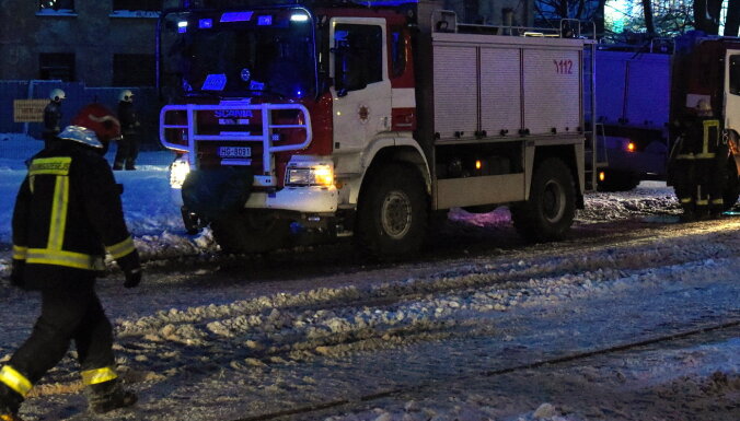 В Риге утром произошел пожар повышенной опасности