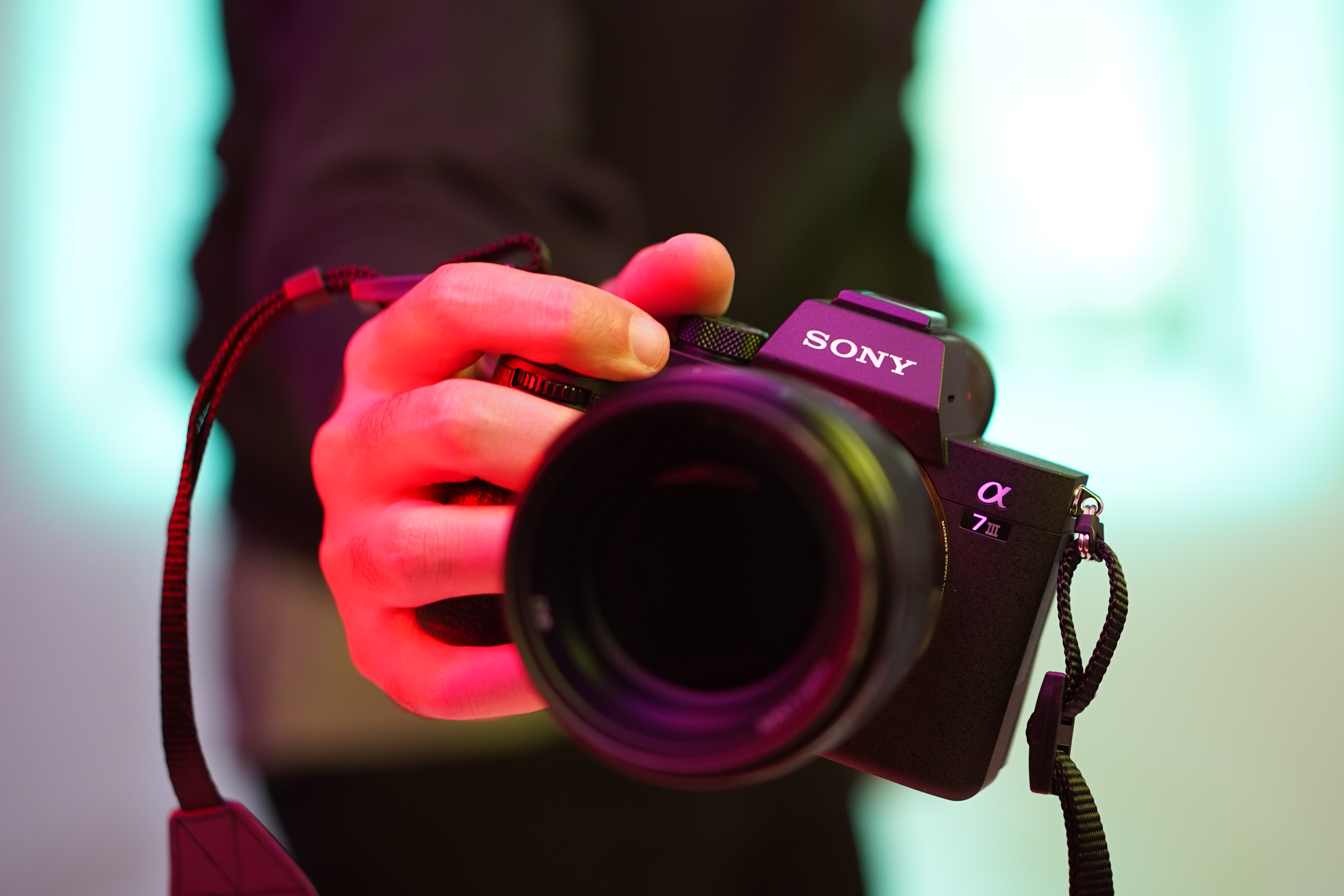 "Sony" biznesa gadu noslēdzis ar rekordlielu peļņu