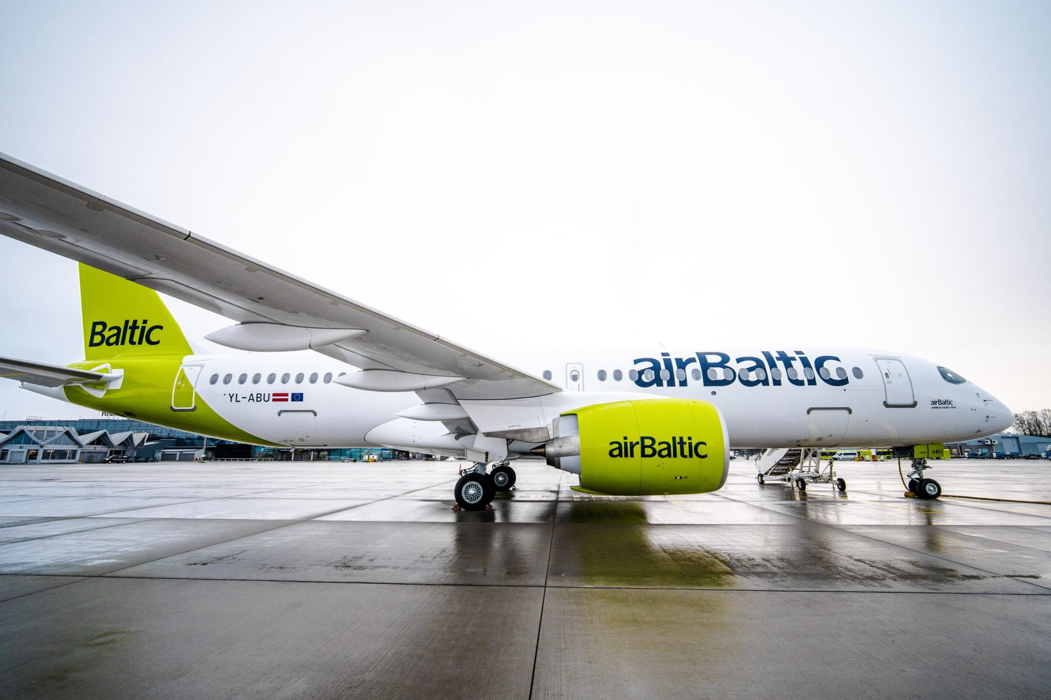 Переговоры с инвестором airBaltic идут к заключению договора акционеров