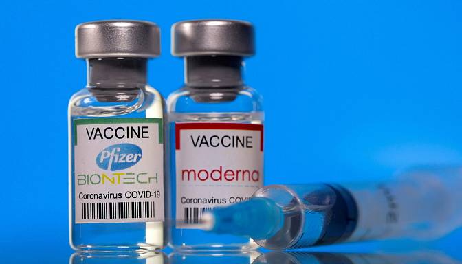 Швеция и Дания приостановили вакцинацию молодежи Moderna